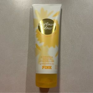 🌻 VS PINK Sunflower Glow Body Lotion